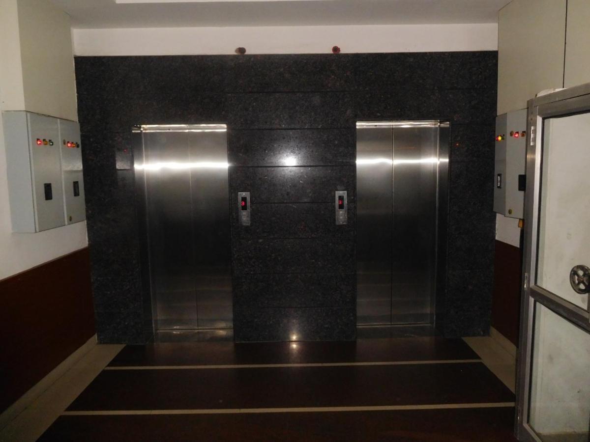 Kartikay Hotel Hisār Exterior foto